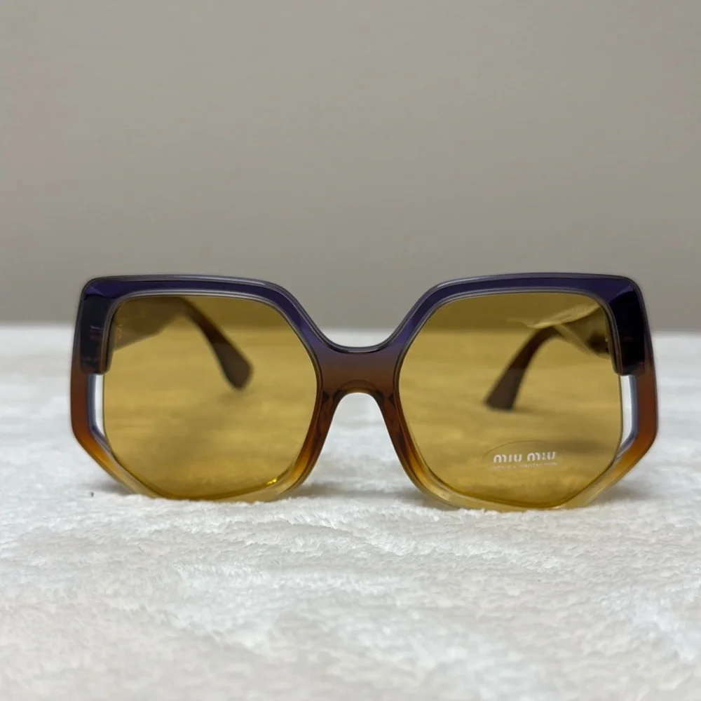 Miu Miu Brown and Yellow Gradient Square Sunglasses